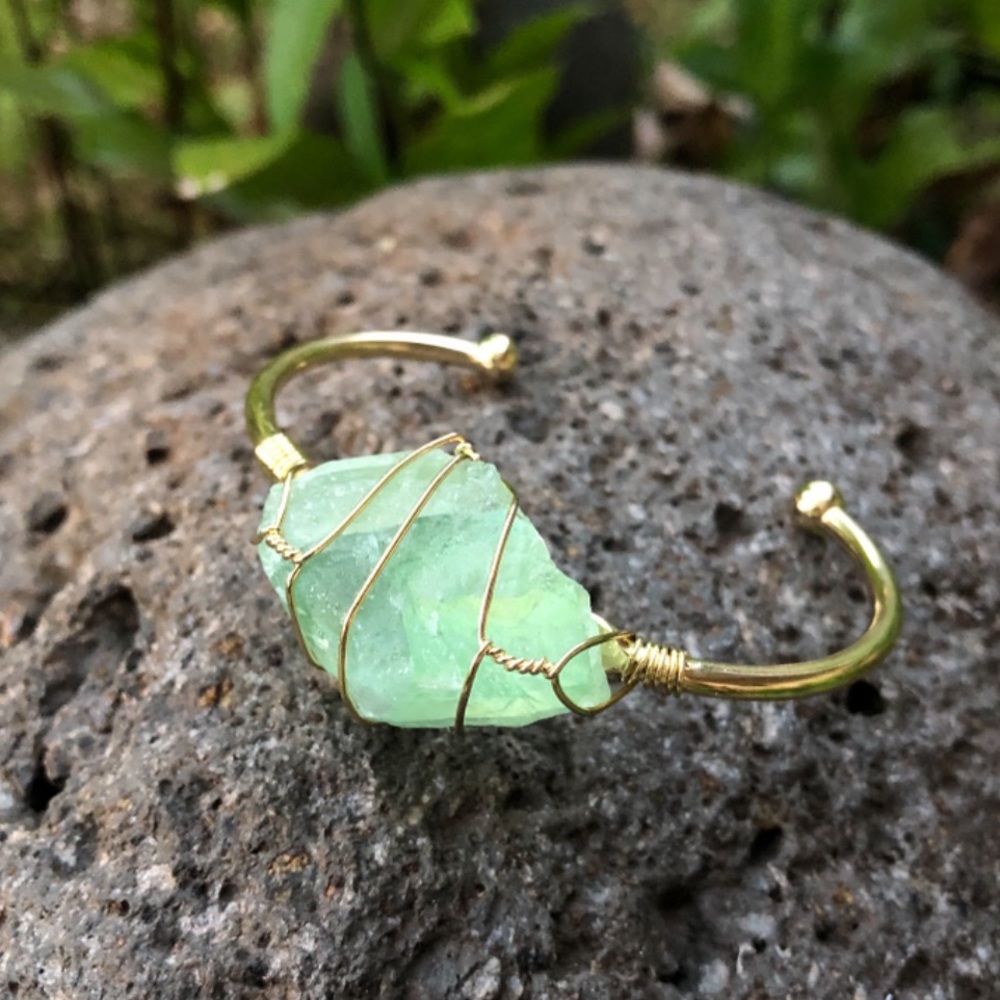 NEW Green Fluorite Rough Gemstone Wire Wrapped Cuff Bracelet Goldtone Copper